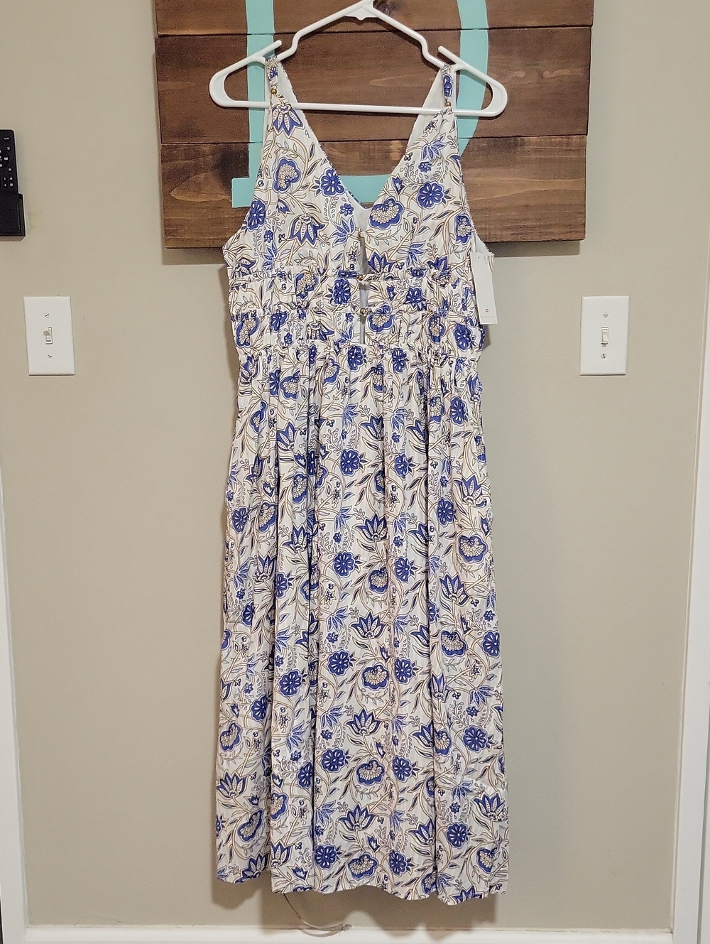 Caroline Constas White and Blue Floral Deep V Neckline Midi Dress Large - Picture 2 of 8